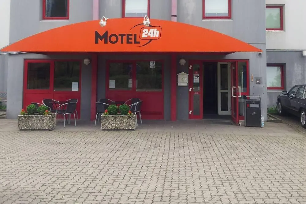 Motel 24H Hannover-1